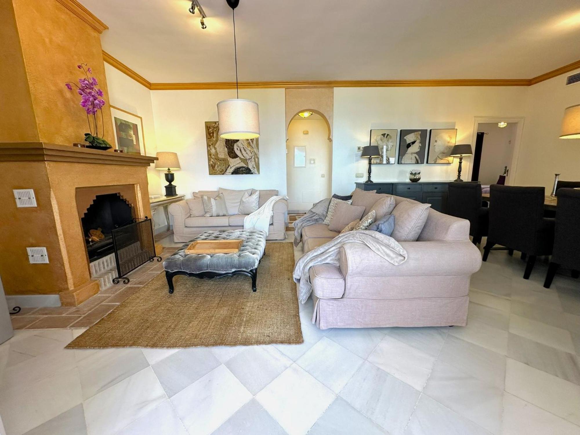 Appartement La Perla De Marakech à Estepona Extérieur photo
