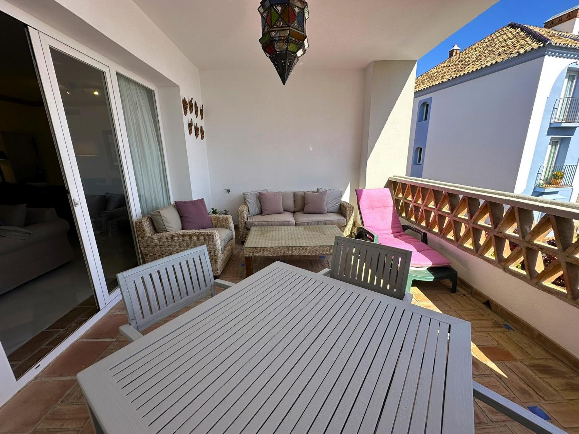 Appartement La Perla De Marakech à Estepona Extérieur photo