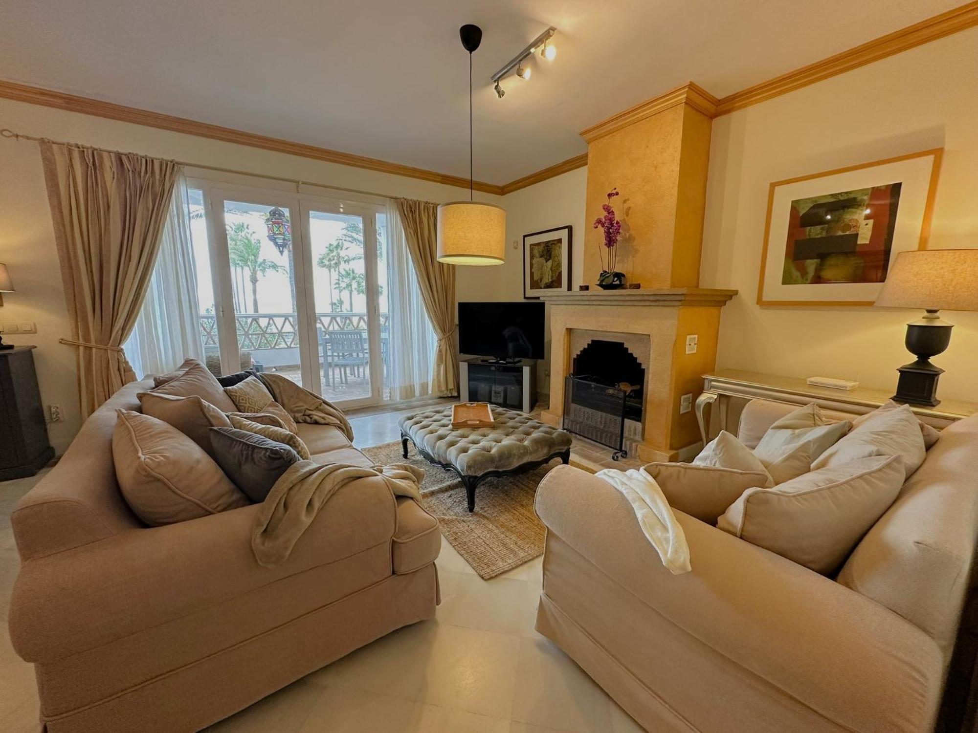 Appartement La Perla De Marakech à Estepona Extérieur photo